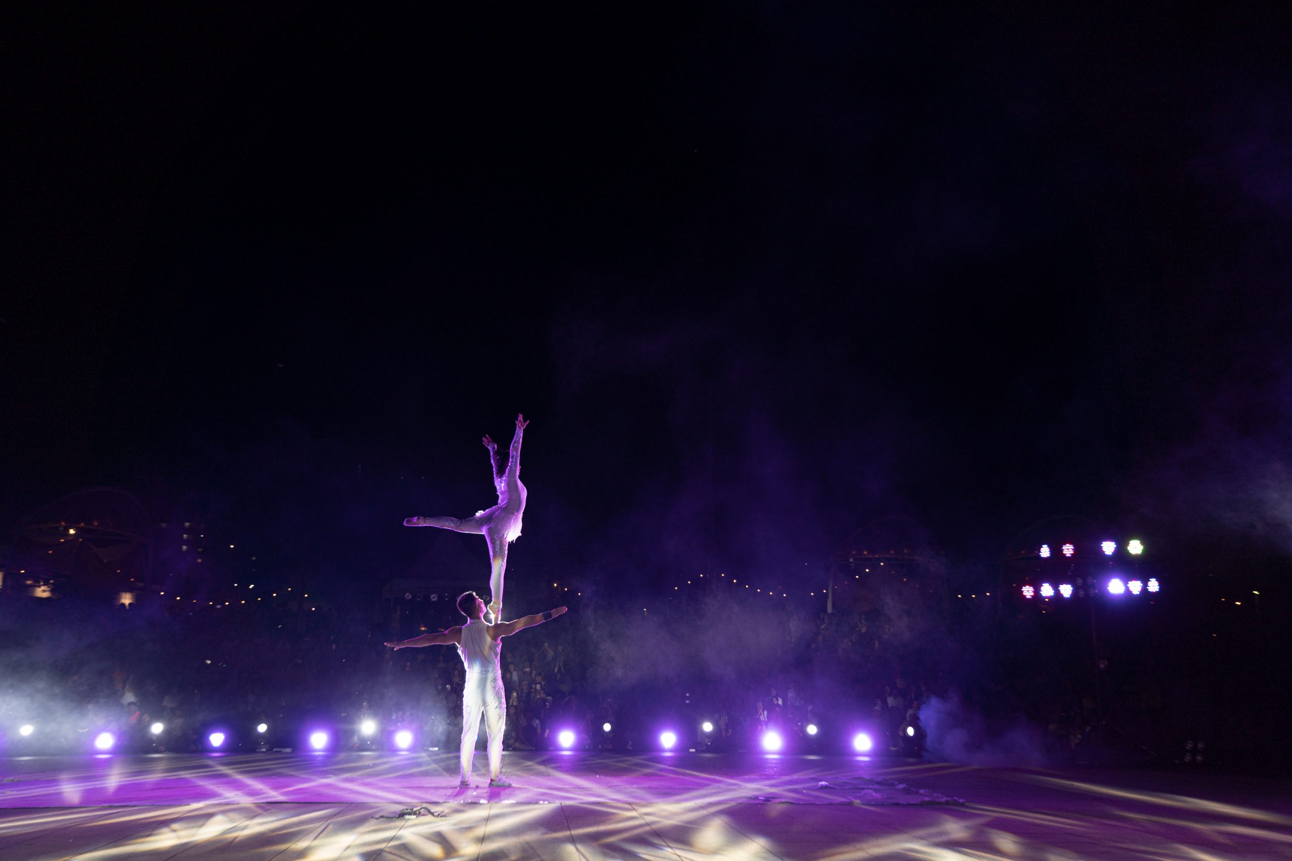 한강달빛서커스