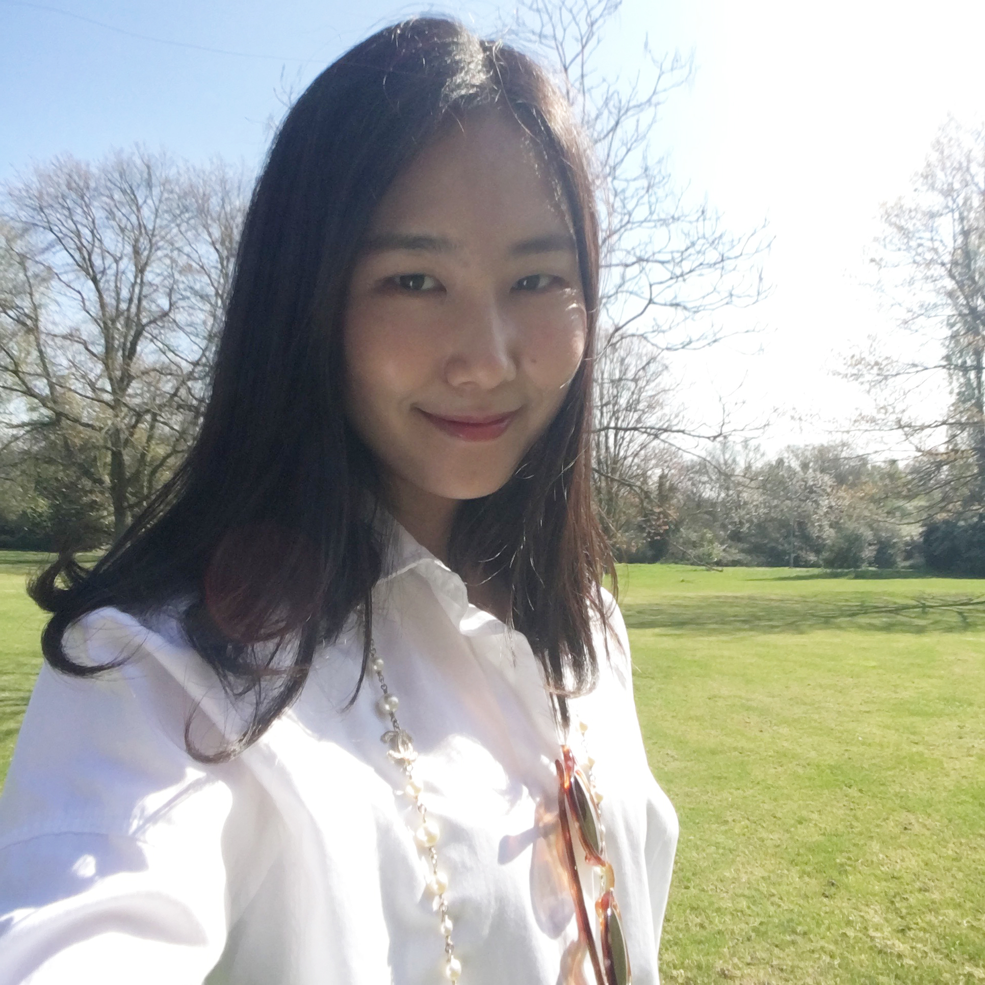 김지윤